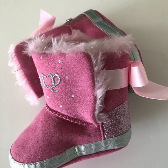 JUICY COUTURE Baby Slippers/Booties Size 2 Months - Picture 2 of 6